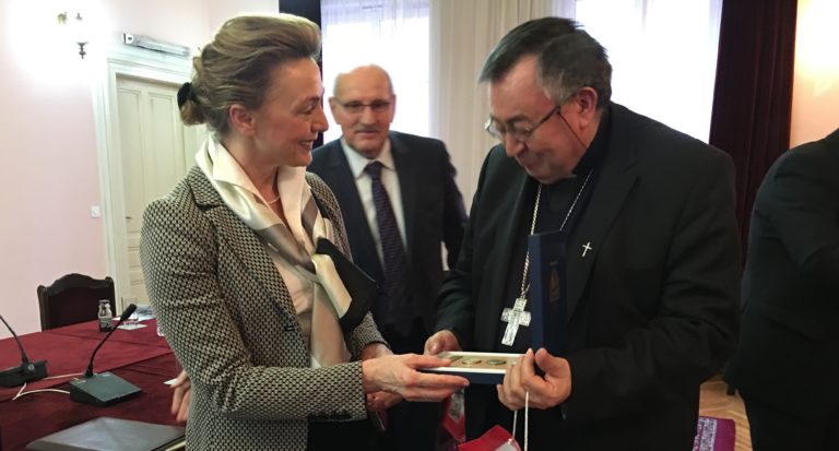 Ministrica Pejčinović Burić susrela se s nadbiskupom Puljićem