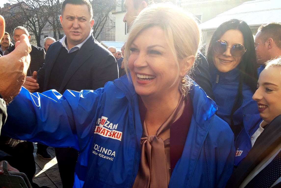 opet se družim s bivšom