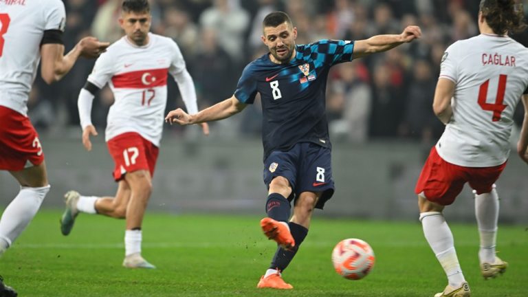Turska – Hrvatska 0 : 2. Oba gola zabio Kovačić