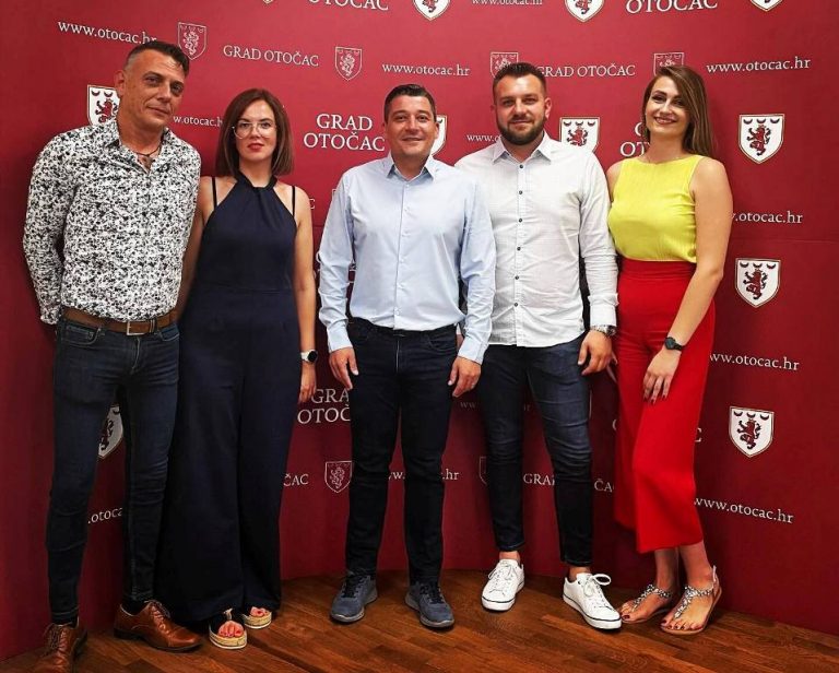 OneCityApp za upravljanje pametnim gradom uskoro i u Gradu Otočcu