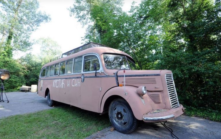 Četiri ponude iz Srbije stigle za autobus iz filma “Ko to tamo peva”, evo što kažu u Jadran filmu