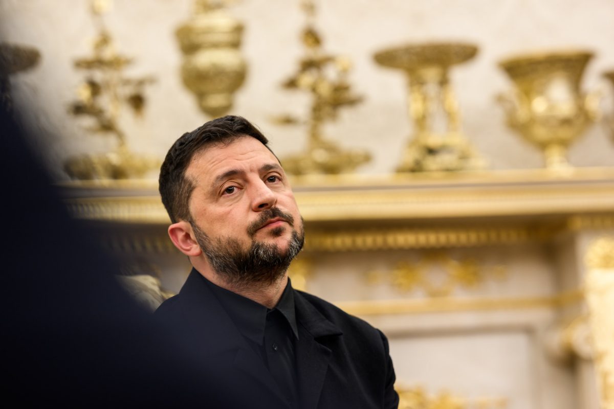 P20250818DT-0598 President Donald Trump participates in a bilateral meeting with President Volodymyr Zelenskyy of Ukraine, Monday, August 18, 2025, in the Oval Office. (Official White House Photo by Daniel Torok)